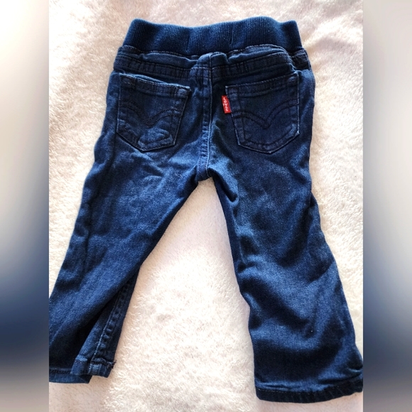Infant Levi's Stretchy Jeans - Picture 3 of 4